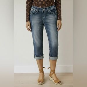 Miss Me JP5418P Capri Jeans Size 28 | Distressed Blue Denim